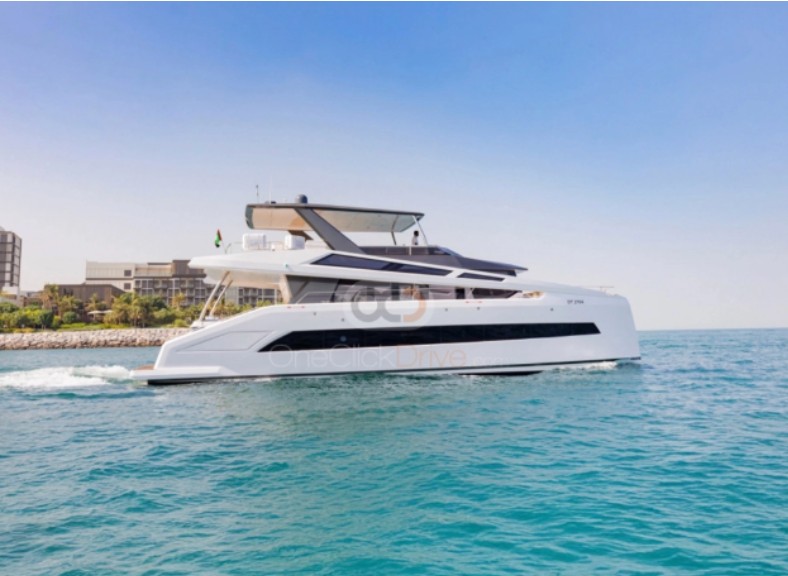 Rental Yacht in Dubai